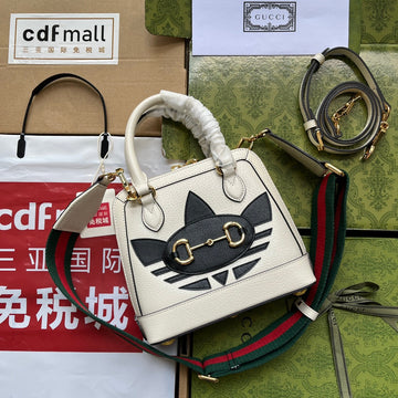 ECxADIDAS HORSEBIT 1955 TOTE BAG 20 WITH WEB STRAP IN WHITE MIX BLACK CALFSKIN GOLD HARDWARE