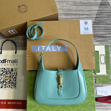 EC JACKIE SMALL 28 SHOULDER BAG IN BLUE PASTEL CALFSKIN