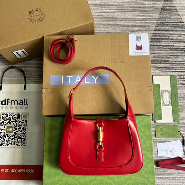 EC JACKIE SMALL 28 SHOULDER BAG IN CHERRY RED CALFSKIN