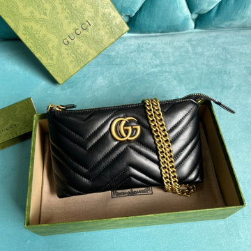 EC MARMONT MINI 22 HANDBAG IN BLACK CALFSKIN