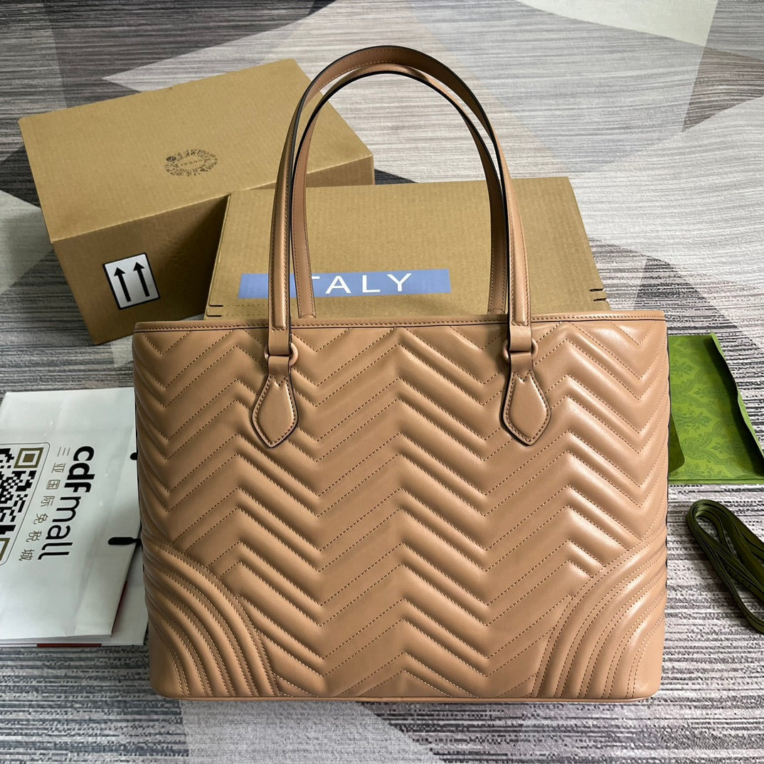 EC MARMONT LARGE 38 TOTE IN BEIGE CAMEL CALFSKIN