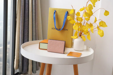 EC - LOV Wallet - 769