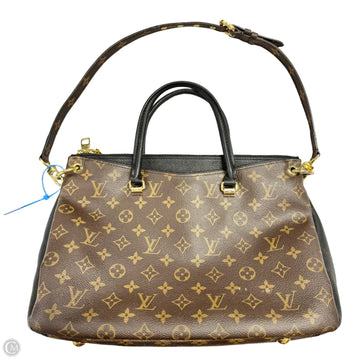 Handbag Luxury Designer By Louis Vuitton, Size: Large