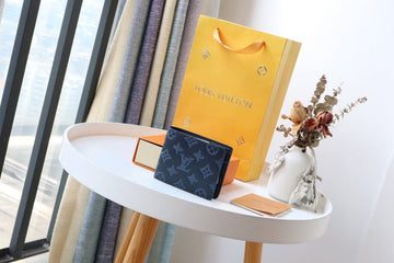 EC - LOV Wallet - 755
