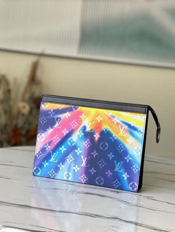 EC - LOV Bags - 2174
