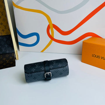 EC - LOV Wallet - 1204