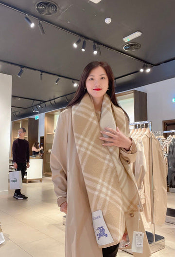 EC - BOR Scarf - 124