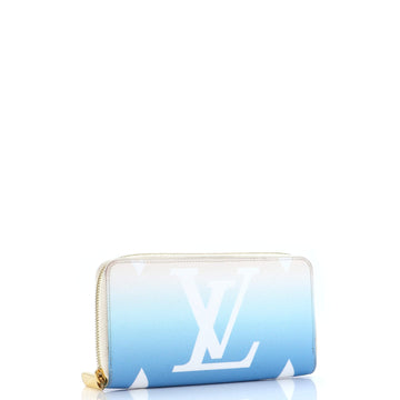 Louis Vuitton Zippy Wallet By The Pool Monogram Giant