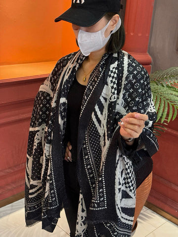 EC - LOV Scarf - 115