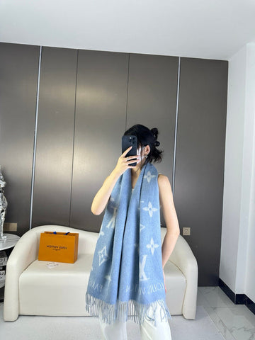 EC - LOV Scarf - 211