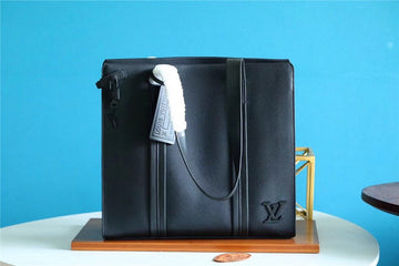 EC Fashion Lu-Vi bags - 9821
