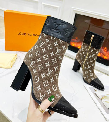EC - LOV Women Shoes - 902