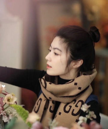 EC - GUKI Scarf - 110