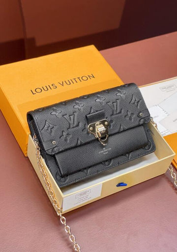 EC - LOV Bags - 643
