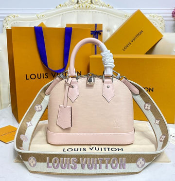 EC - LOV Bags - 1447