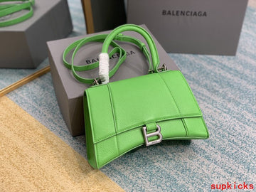 CS - BG Hourglass Bags - 175