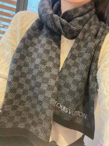 EC - LOV Scarf - 215