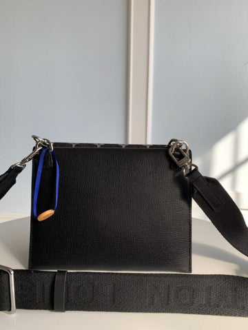 EC - LOV Bags - 1981