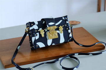 EC Fashion Lu-Vi bags - 8207