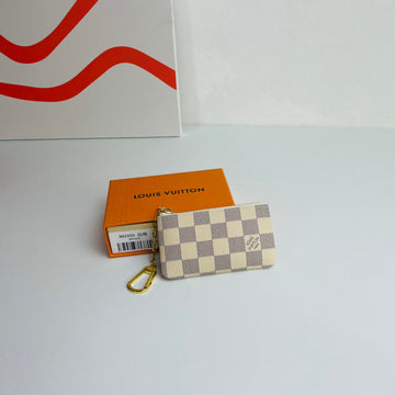 EC - LOV Wallet - 1176