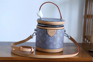 EC Fashion Lu-Vi bags - 8610