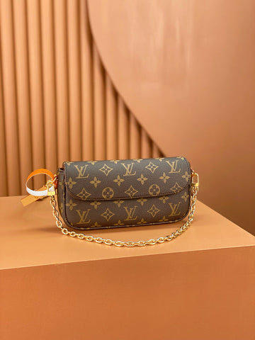 EC - LOV Women Bag - 1586