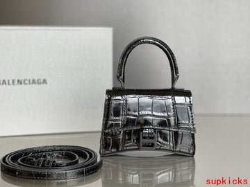 CS - BG Hourglass Bags - 019