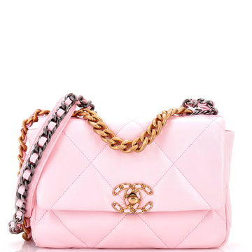 19 Flap Bag Quilted Leather Medium