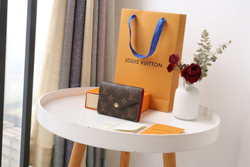 EC - LOV Wallet - 676