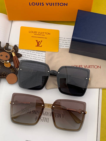 EC - LOV Sunglass - 209