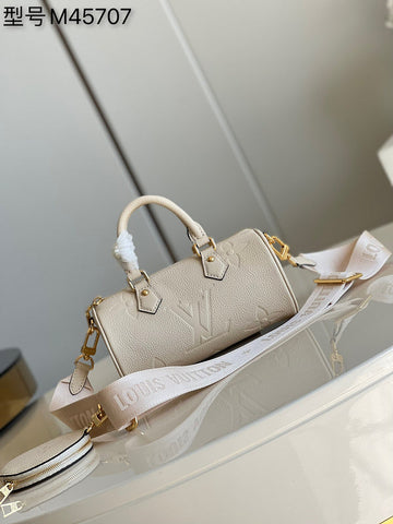 EC Fashion Lu-Vi bags - 17202