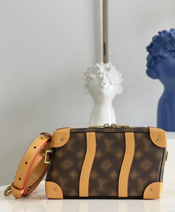 EC - LOV Bags - 1598