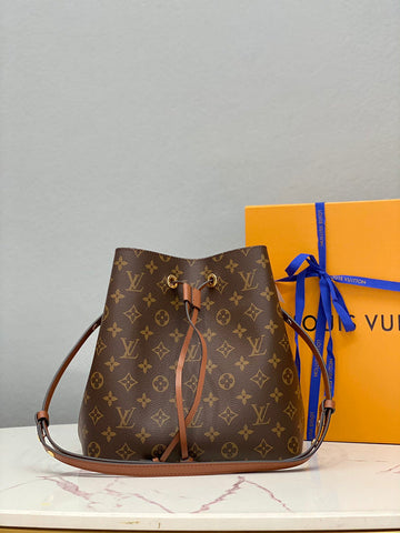 EC Fashion Lu-Vi bags - 17603