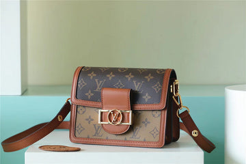 EC Fashion Lu-Vi bags - 8138
