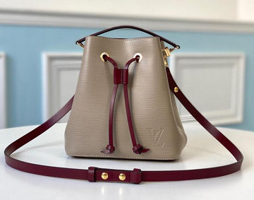 EC - LOV Bags - 2710