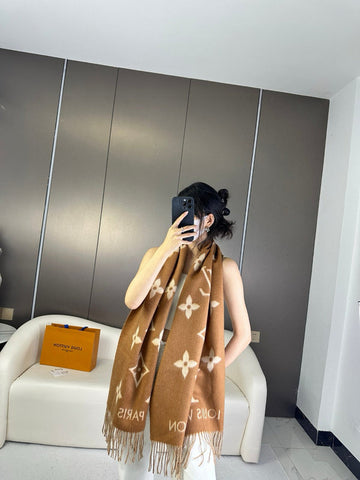 EC - LOV Scarf - 212