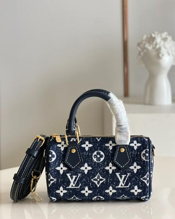 EC - LOV Bags - 1943