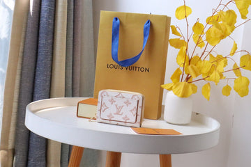 EC - LOV Wallet - 786