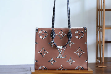 EC Fashion Lu-Vi bags - 8672