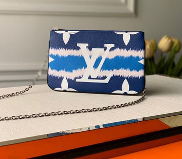 EC - LOV Bags - 3129