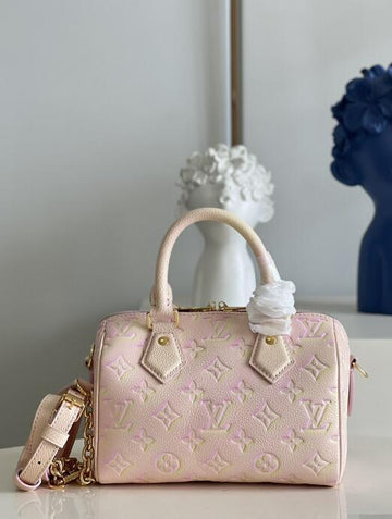 EC - LOV Bags - 1617