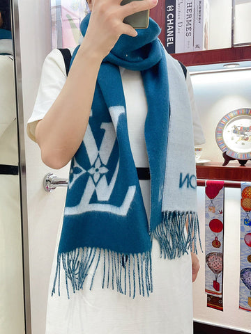 EC - LOV Scarf - 060