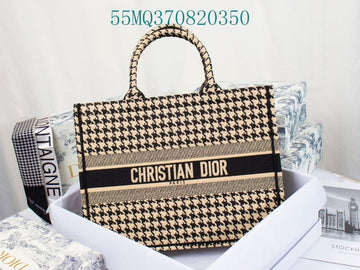 Christian Dior Luxury Bag - The Tote   363