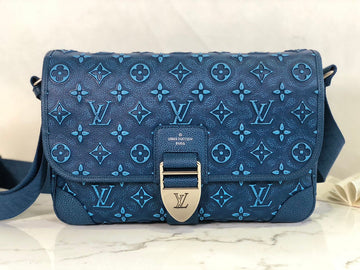 EC - LOV Women Bag - 2480
