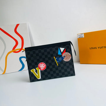 EC - LOV Wallet - 1223