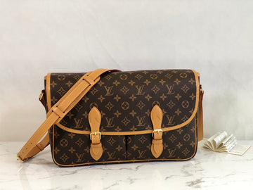 EC - LOV Women Bag - 1017
