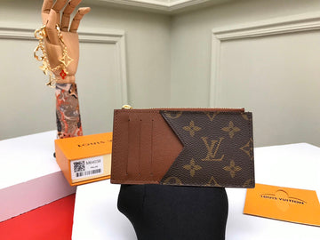 EC - LOV Wallet - 102