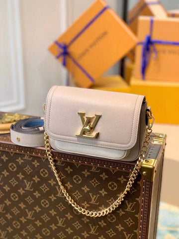 EC Fashion Lu-Vi bags - 17544