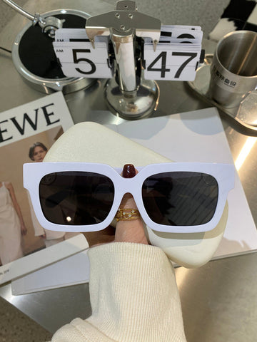 EC - LOV Sunglass - 103