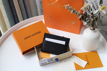 EC - LOV Wallet - 332